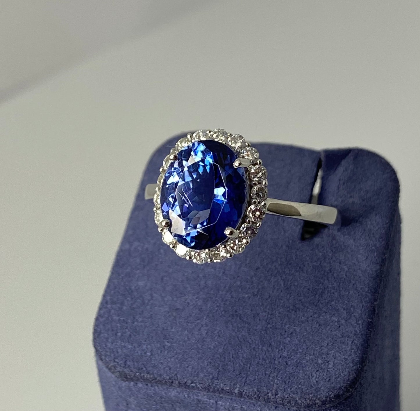 White Gold Oval-Shape Natural Tanzanite and Diamond Ring